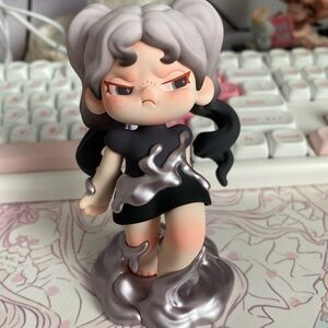 Dora - Material Vistas (Sinking)